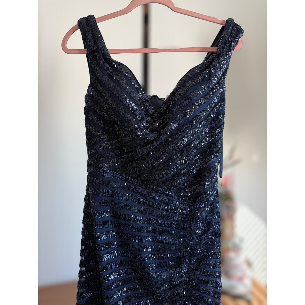 NWT Les Femme Sequin Off Shoulder High Slit Maxi Formal Gown Navy Blue Womens 12 - Picture 5 of 12